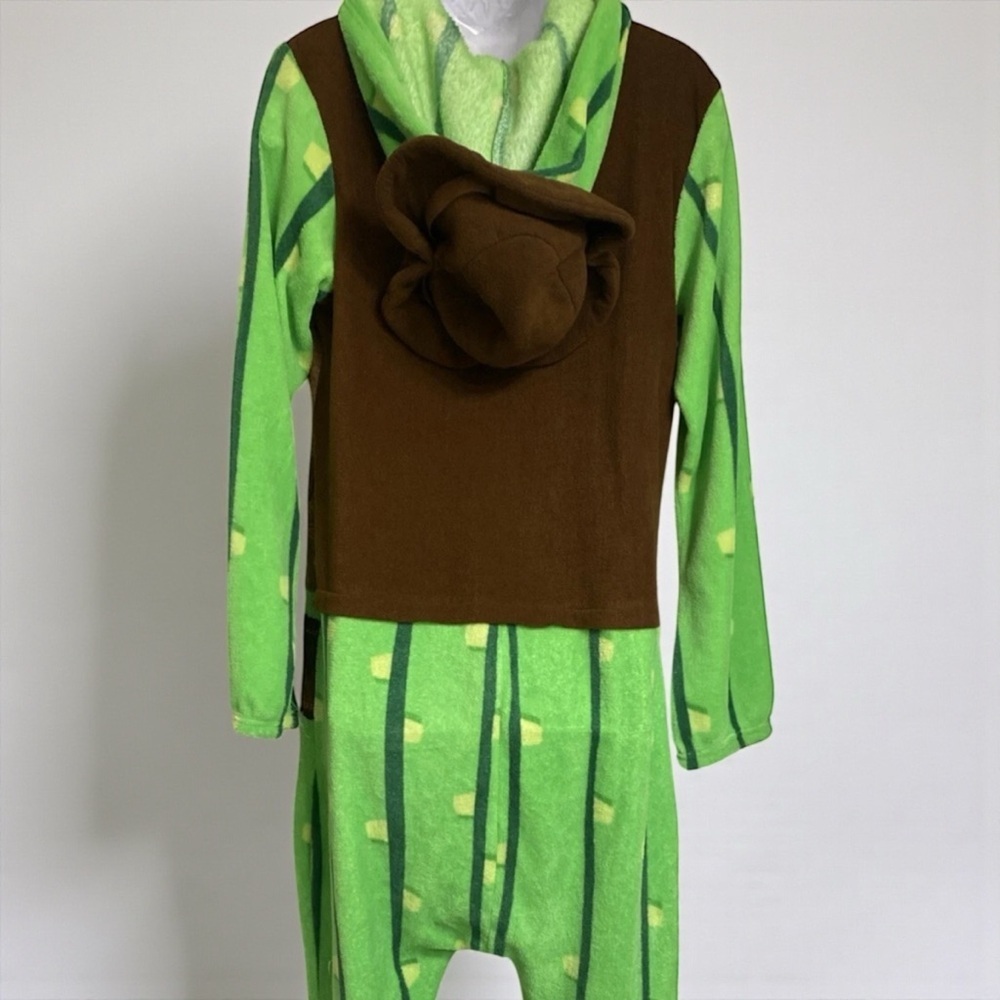 Yeehaw! Snuggle up in this Cactus Cowboy Pajama Suit - Perfect for Parties! - Picture 7 of 10